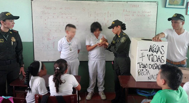 “- armas + vidas”-la Policía Nacional-llevó a cabo plan desarme-en San Martín