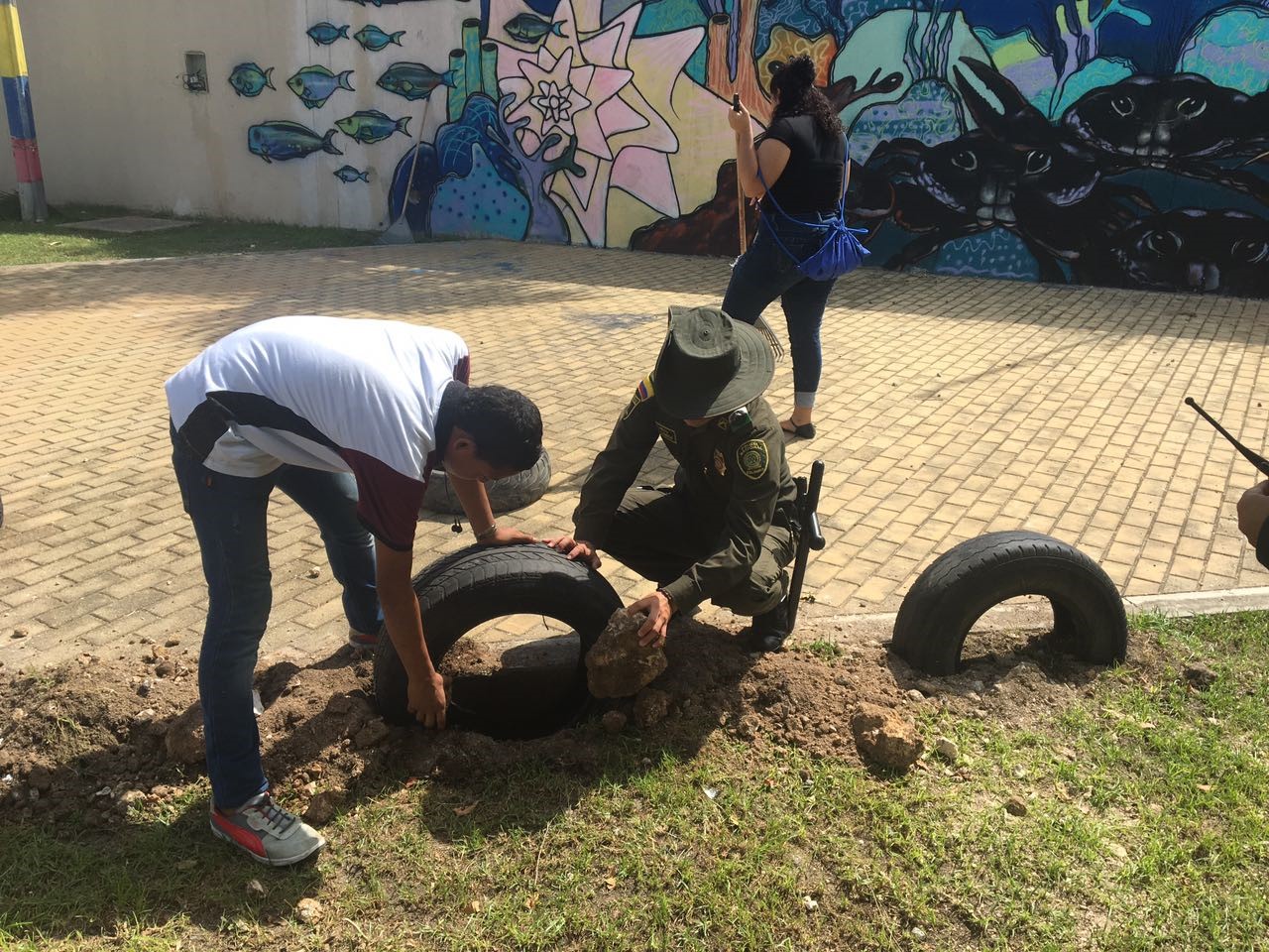 Policía nacional lidera campaña “recupera tu parque”