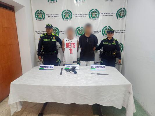 Capturado 'Cami' y 'Alex' por los delitos de amenaza, intimidación y fabricación, porte o tenencia de armas de fuego