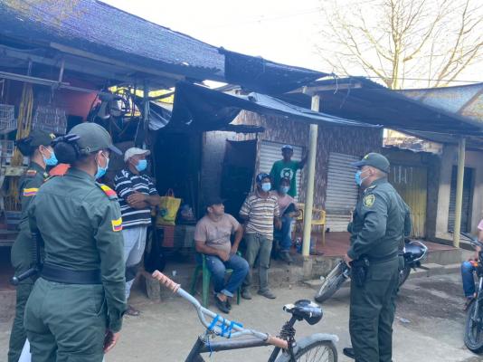 A través de charlas de sensibilización, invitamos a la ciudadanía a denunciar oportunamente estos tipos hechos.