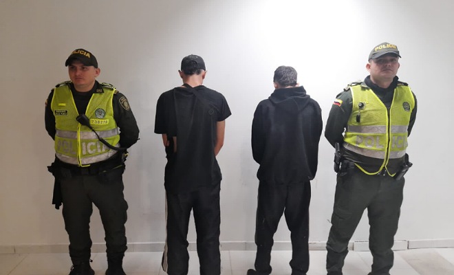 Policía capturó a dos sujetos que hurtaron a un ciudadano en el barrio Siete de Agosto de Villavicencio