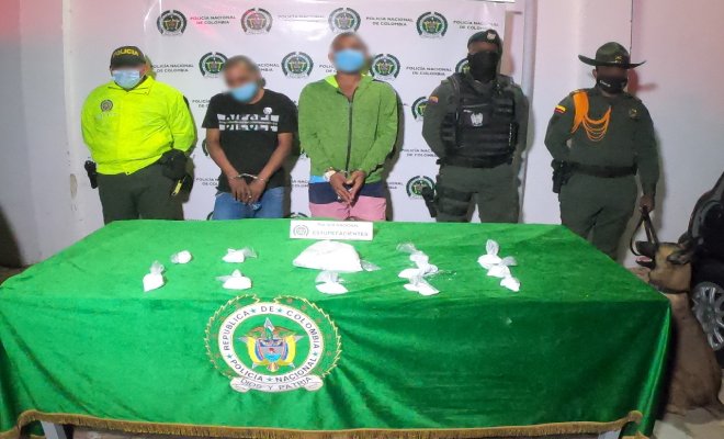 13 personas capturadas con droga y arma de fuego