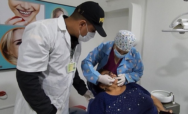 Entregamos prótesis dentales a ciudadanos de escasos recursos económicos en Montería