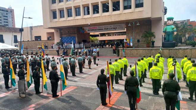 Celebramos juntos un mismo país, una misma bandera, una gran Institución