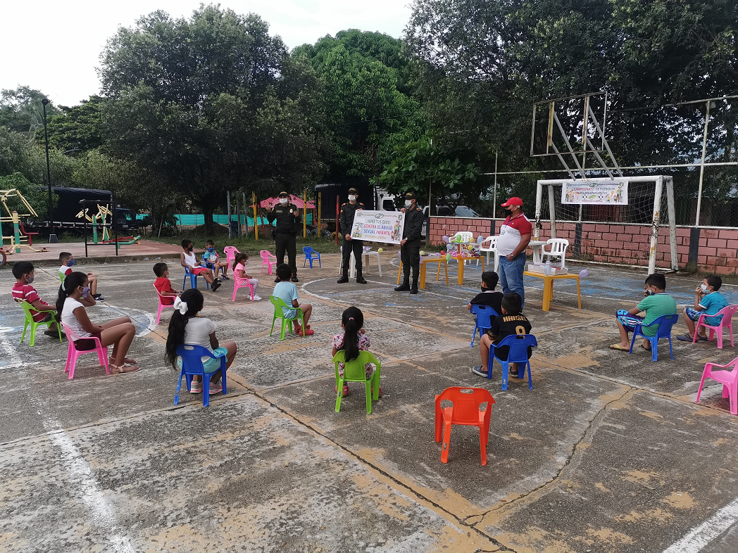 "Juntos por la protección de la niñez".