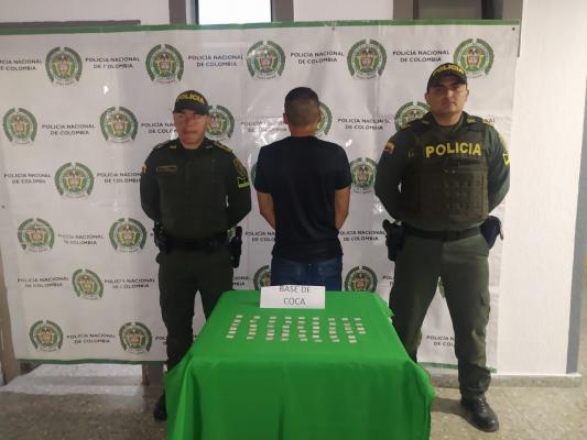 Capturado con base de 'coca'