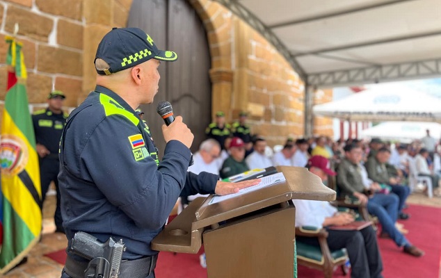 Acto protocolario de lanzamiento cosecha