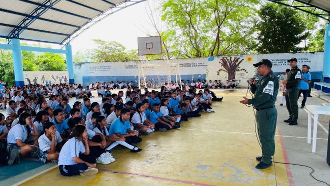 ‘Responsabilidad penal y prevención del consumo’: el mensaje que llegó a los pupitres 