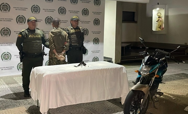 'Andresito' le causó lesiones a otro ciudadano y pretendía huir en su moto