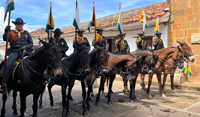La Policía Nacional presenta las Unidades Básicas de Carabineros (UBICAR) para fortalecer la seguridad rural en Barichara