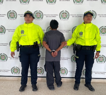 Capturado por orden judicial, por el delito de acceso carnal violento agravado