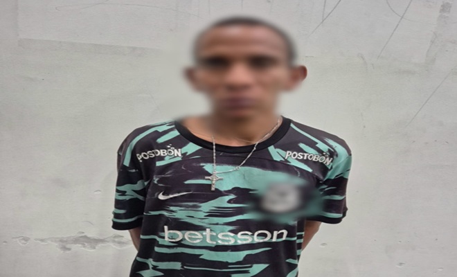 Capturado hombre que lanzó piedra desde puente