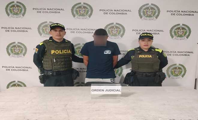 Tendría pendientes con la ley por abuso de una menor de edad 