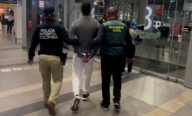 Desplazamiento de capturado en el aeropuerto