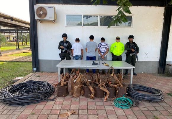 Capturados por daño en obras o elementos de servicios de comunicaciones, energía y combustibles