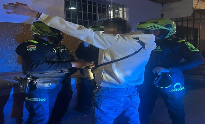 12 capturados por delitos como trafico de estupefacientes hurto y violencia intrafamiliar