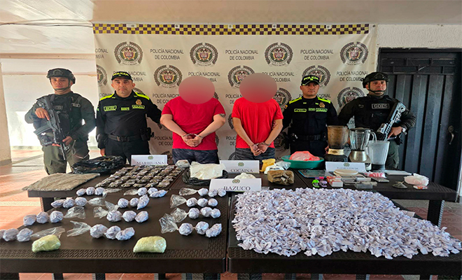 Dos persona capturada por cuatro polic&iacute;as y estupefaciente incautado