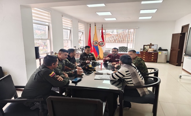 Fotografía del personal que participo en el Comité de Seguimiento a los Procesos Electorales