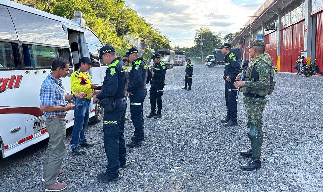 Controles al transporte público