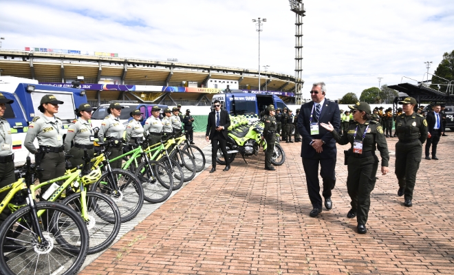 Presentacion a los respresentantes de la FIFA las capacidades policiales