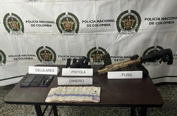 Elementos incautados en la diligencia de registro y allanamiento