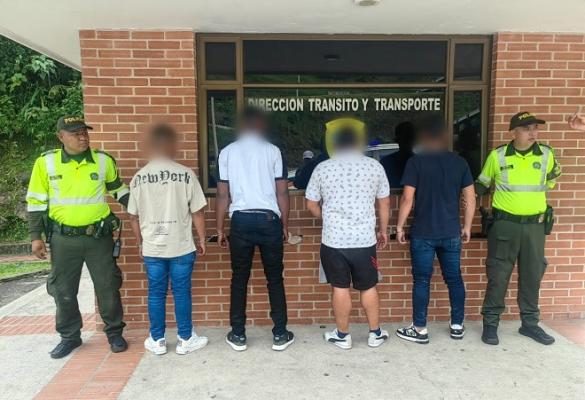 En la vía al llano, una menor de edad fue rescatada de reclutamiento ilícito para el servicio de las disidencias 