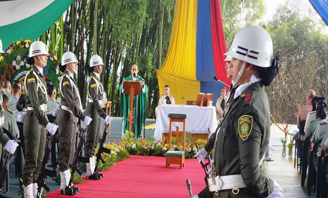 Eucaristía curso 006 compañía simón Bolívar y Antonio Nariño