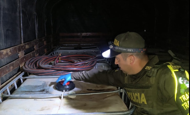 La Policía incauta más de mil galones de ACPM