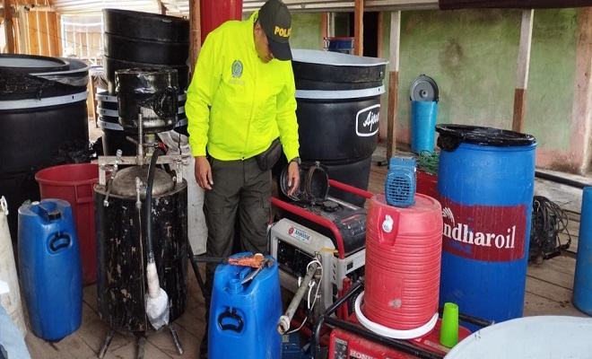 La Policía logró la ubicación y posterior destrucción de un laboratorio para el procesamiento de clorhidrato de cocaína