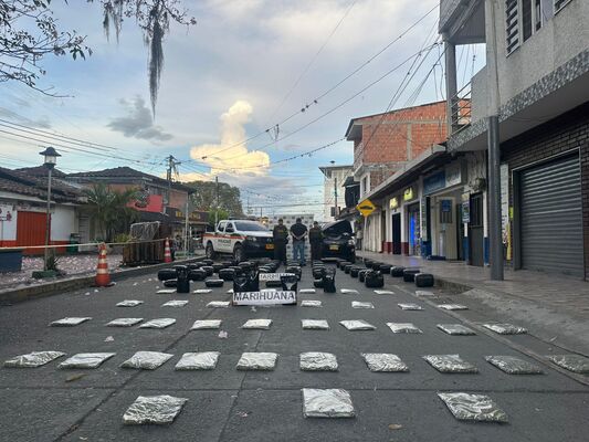 Policía Nacional frustra transporte de sustancias ilícitas en vías del país