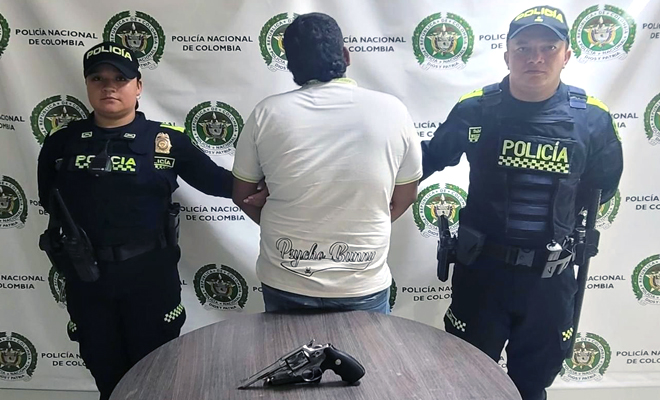 Fue sorprendido por la patrulla de vigilancia durante un plan de registro a personas en el barrio Marco Antonio Pinilla.