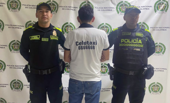 Gracias a la solicitud de antecedentes los uniformados establecieron que era requerido por las autoridades.