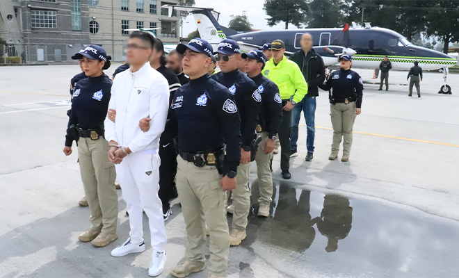 Extradición de ocho ciudadanos colombianos a Estados Unidos