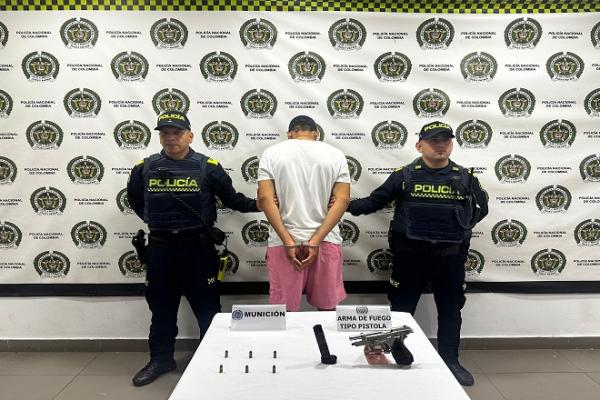 Policia Nacional realiza la captura en flagrancia de un ciudadano por el delito de porte, trafico y fabricación de armas de fuego y/o municiones