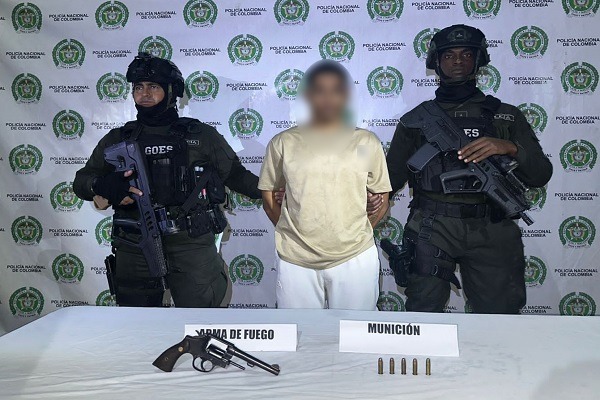 La Policía Nacional captura a un hombre con un arma de fuego ilegal en Quibdó