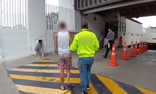 El capturado fue entregado ante la autoridad judicial solicitante.