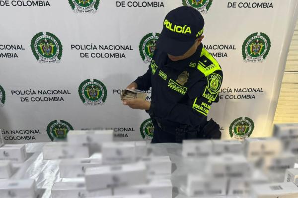 no contaba con documentación de ingreso legal al país 