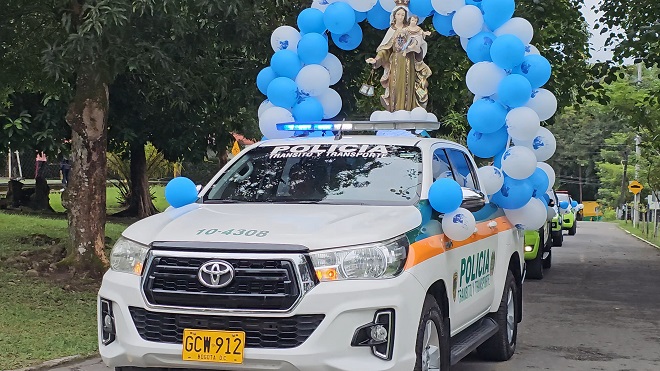 Solemne tributo a la virgen del Carmen patrona de los conductores