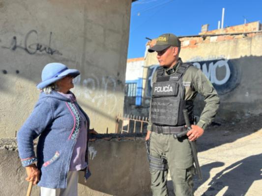 Trinomio de la Seguridad (Autoridades, Comunidad y Policía  Nacional); se articulan diferentes planes preventivos y operativos que han permitido una  reducción importante en los delitos de lesiones personales y homicidio en los últimos  meses.