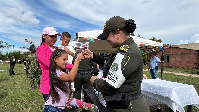 Una tradición que reúne a generaciones en parques, campos y zonas abiertas
