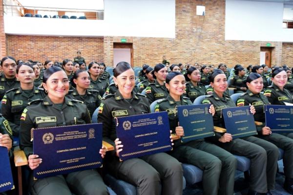 208 estudiantes reciben clausura académica 