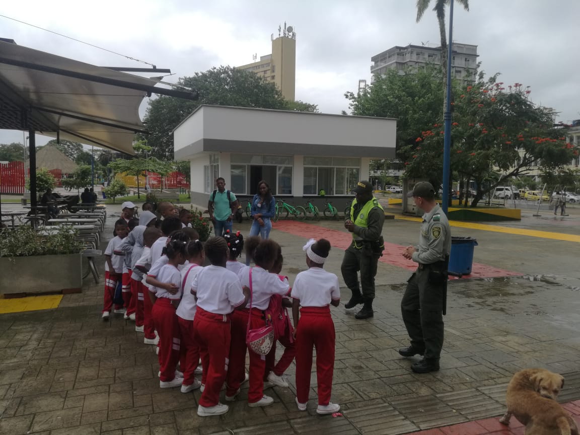 actividad-preventiva-con-niños-en-buenaventura
