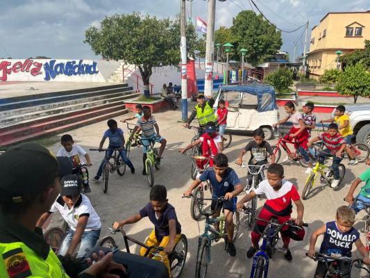 Actividades recreativas con la comunidad 