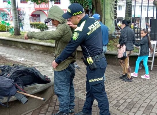  650 hombres y mujeres policías en toda el área metropolitana garantizaron esta celebración de fin de año