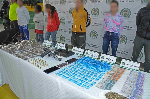 Los capturados fueron dejados a disposición de la fiscalía general