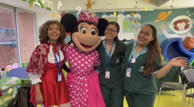 Alegría a los niños y niñas de la clínica Valle del Lili 