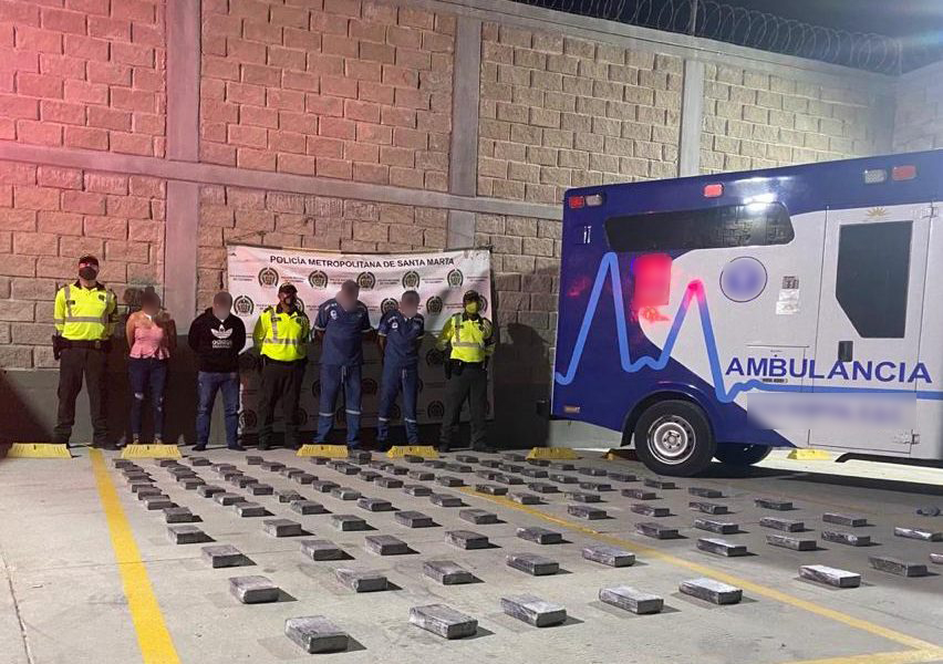 Capturados con narcoambulancia