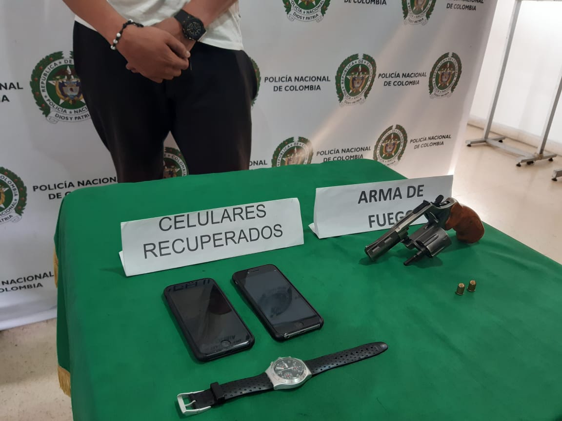 arma-de-fuego-incautada-y-elementos recuperados