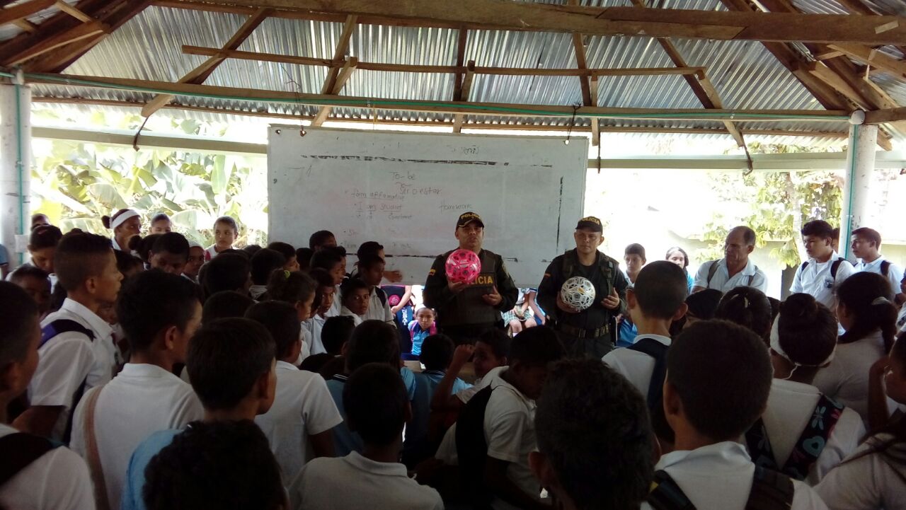 En esta actividad participaron más de 50 uniformados, que realizaron diferentes operativos de registro y control