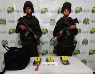 base-de-coca-incautada-camuflada-en-maleta-de-doble-faz